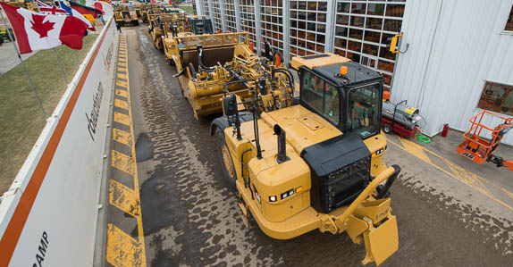 2013 CATERPILLAR 627H Motor Scraper