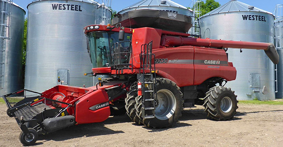 2013 Case IH 9230 combine for sale at Ritchie Bros. Auctioneers